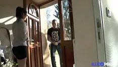 Jouer Noeline O Creola Misto Primeste Pula De La Doi Barbati