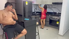 Jouer La mia sensuale matrigna MILF mi sorprende a masturbarmi e mi scopa forte in cambio del silenzio. H.L.