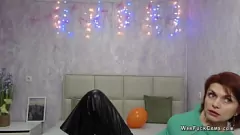 Jouer Explicit Webcam Show di Redhead Milf
