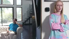 Jouer Hardcore amusant avec la petite adolescente Emma Starletto et Will Poundher