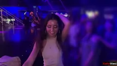 Oynat Hamli Tuvalet Anal: Katty West Gece Kulübünde Her Delikte Fucked Alıyor