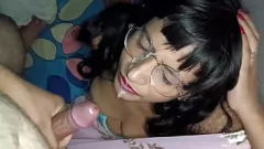 Jouer Desi Village Girl donne une compilation de pipe profonde intense